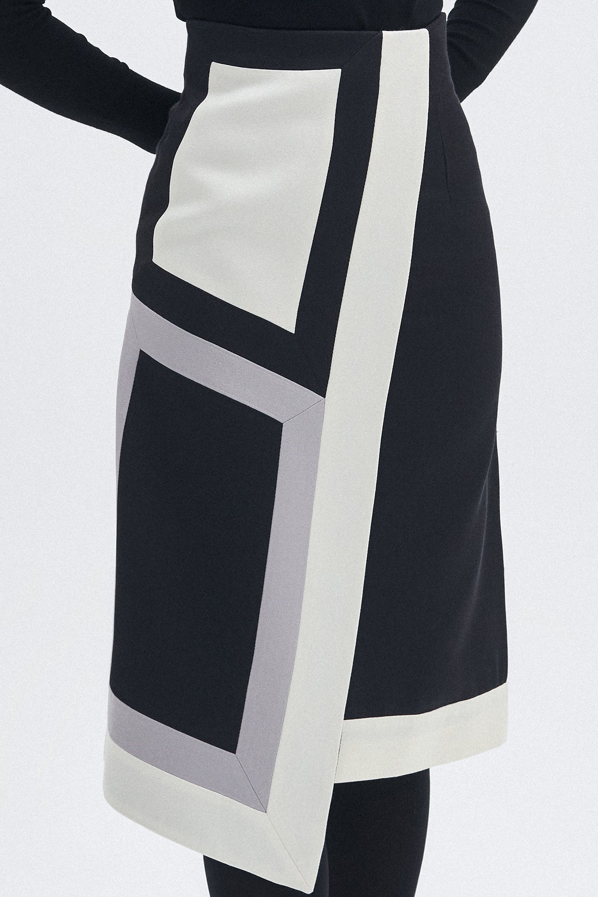 Geometric Black Patchwork Kutnu Skirt 