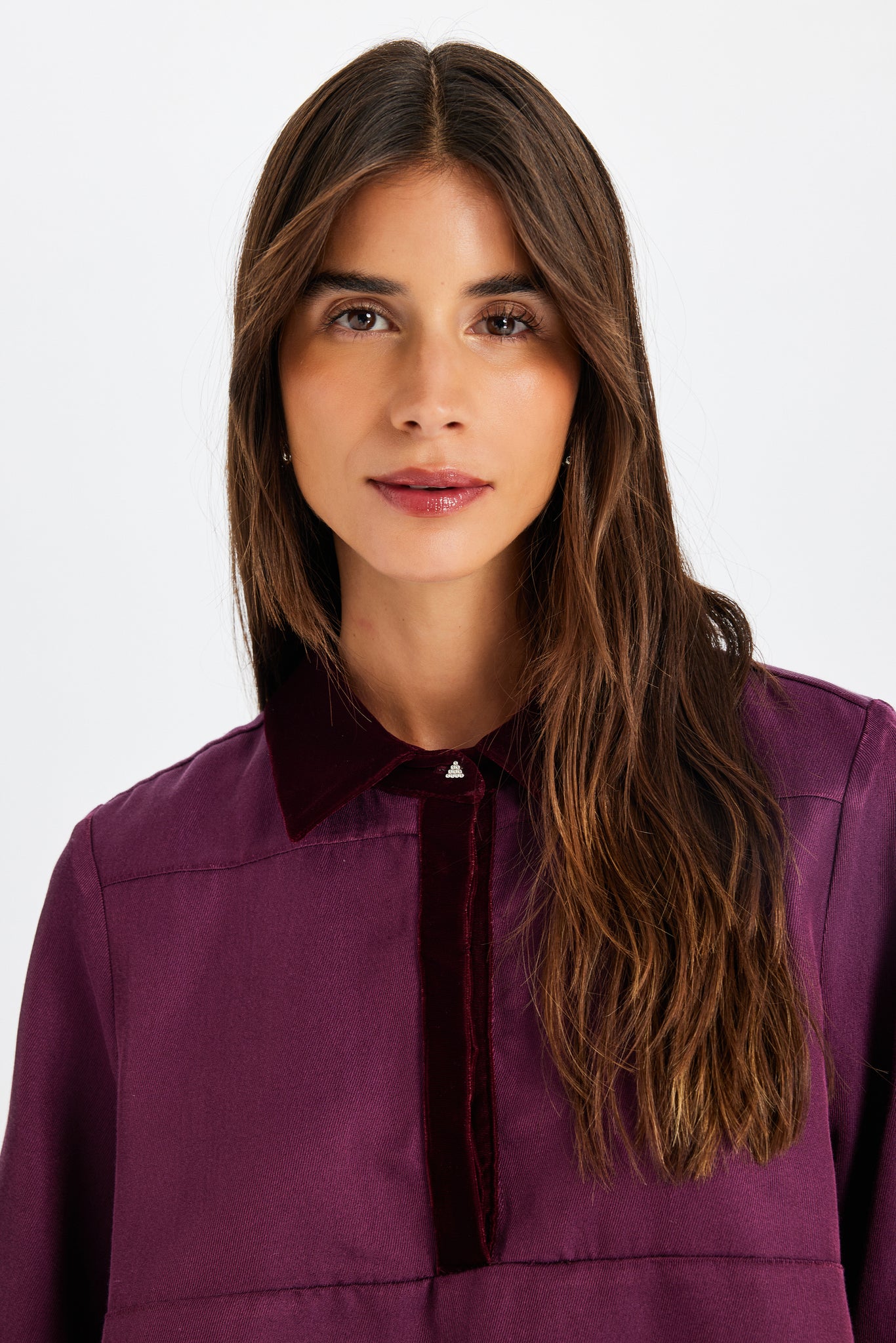 Kadife Detaylı Polo Yaka Bordo Bluz