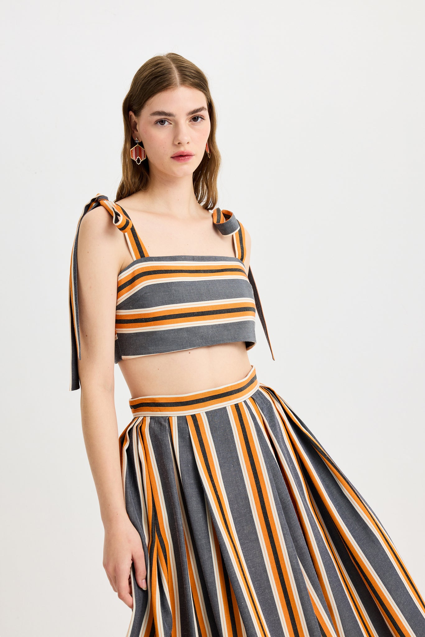 Turuncu Antrasit Omuz Bağcıklı Kutnu Crop Top